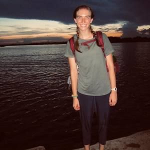 Meet your Posher, Jennifer